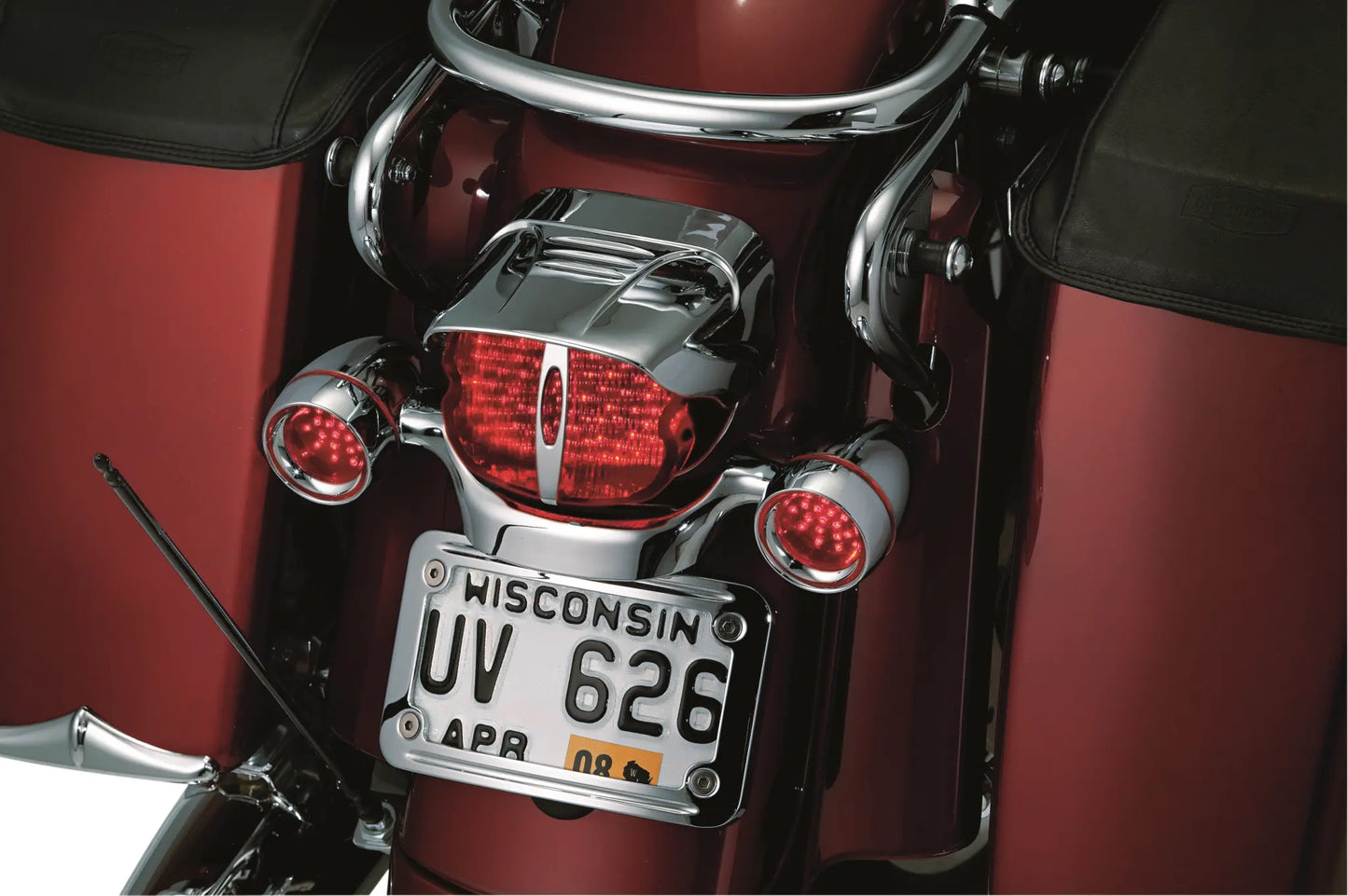 Kuryakyn Taillight Cover Bakljus bild 5 PMMEDIA:51a4e3ea9e409b50