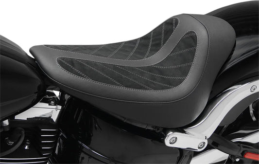 MUSTANG Kodlin Signature Series Solo Seat bild 2 PMMEDIA:b421f4343e8d4301