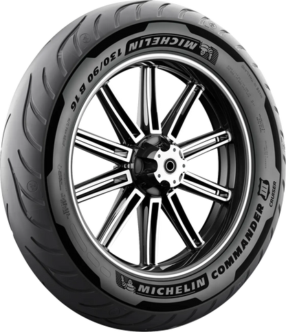 Michelin Commander III Cruiser Radialdäck fram bild 2 PMMEDIA:23ac4e98f4dacf5a
