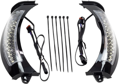 CIRO Fang® Strålkastarinfattningar med LED-ljus bild 1 PMMEDIA:84e982e76053d317