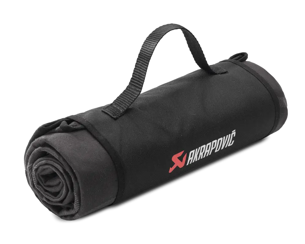 AKRAPOVIC Picnic Blanket Fleece Filt bild 1 PMMEDIA:edc36790a20367ba