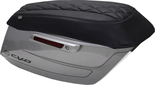 Mustang Deluxe Diamond Saddlebag Lid Covers Sidoväskor & tillbehör bild 1 PMMEDIA:35ba6ef69c0e80cf