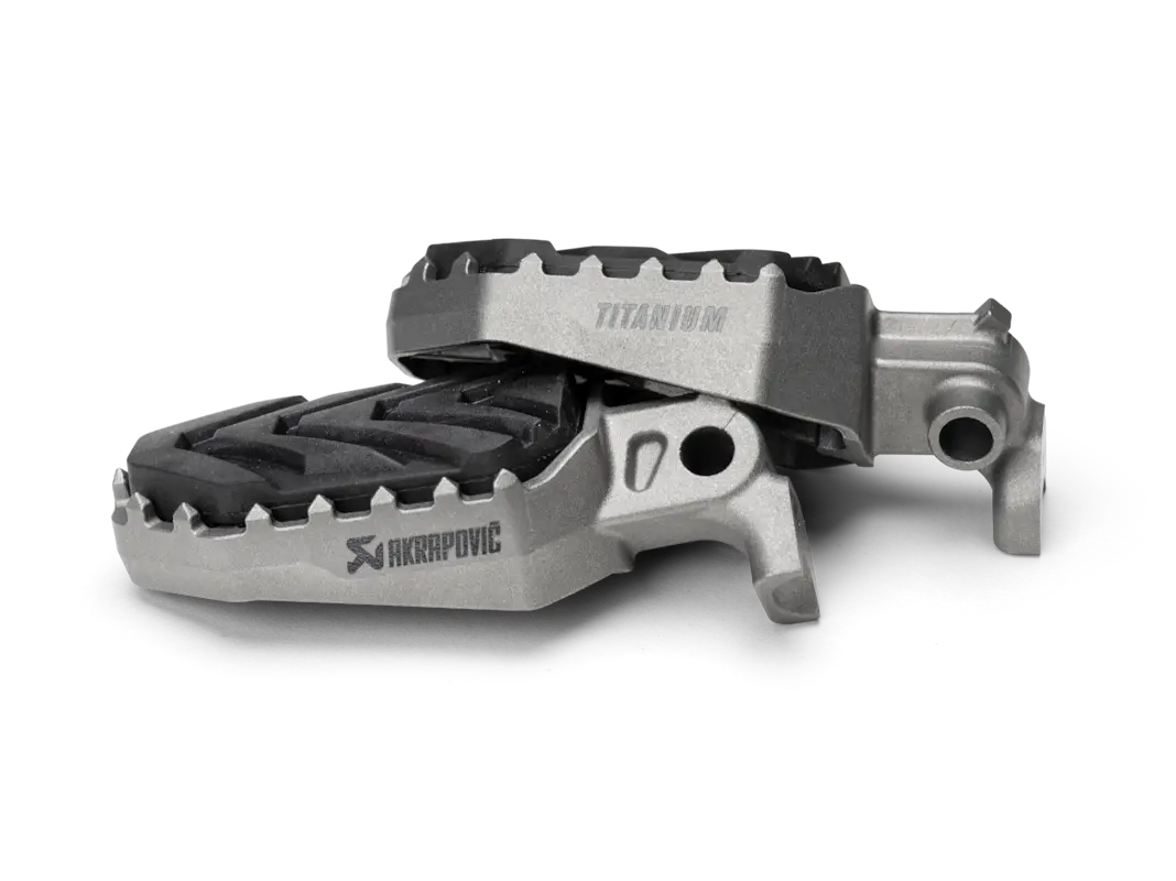 AKRAPOVIC Titanium Fotpinnar Yamaha Tenere 700 bild 2 PMMEDIA:4c48cb30742a5c76