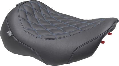Mustang Wide Tripper™ Solo Seat Sadlar Harley Touring bild 11 PMMEDIA:ab6f8c525000b9a3