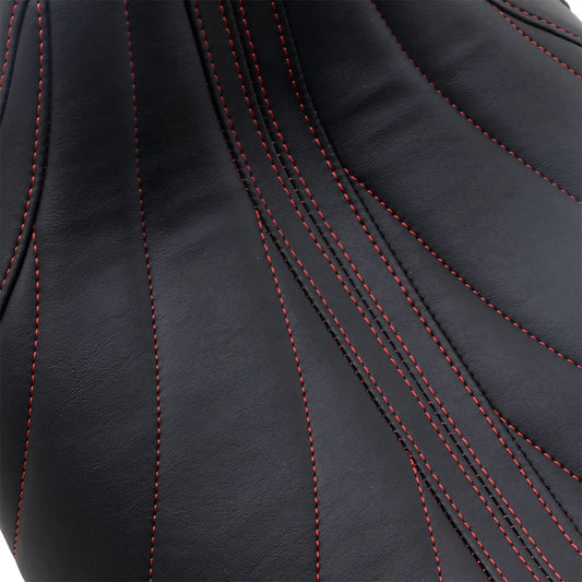 MUSTANG Revere Journey Solo Sadel Gravity Black Red Stitch bild 2 PMMEDIA:44e94f4e2d408de5