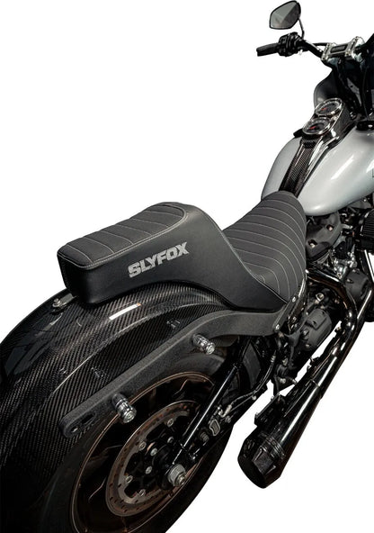 Slyfox High Noon Seat Sadlar Harley Softail bild 5 PMMEDIA:f6005a46d18466bb