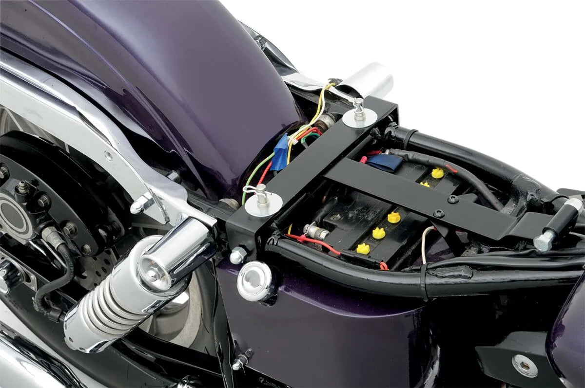 Drag Specialties Seats Mount Kit for Spring Solo Seat Sadelfästen bild 4 PMMEDIA:d8365f7e29d00a8f