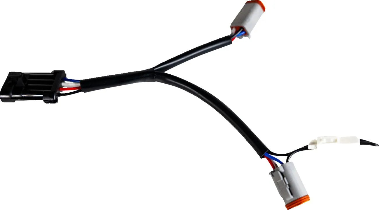 CUSTOM DYNAMICS Shark Demon® Y-kabel för dubbla lampor bild 1 PMMEDIA:4a1f52a62af5582a
