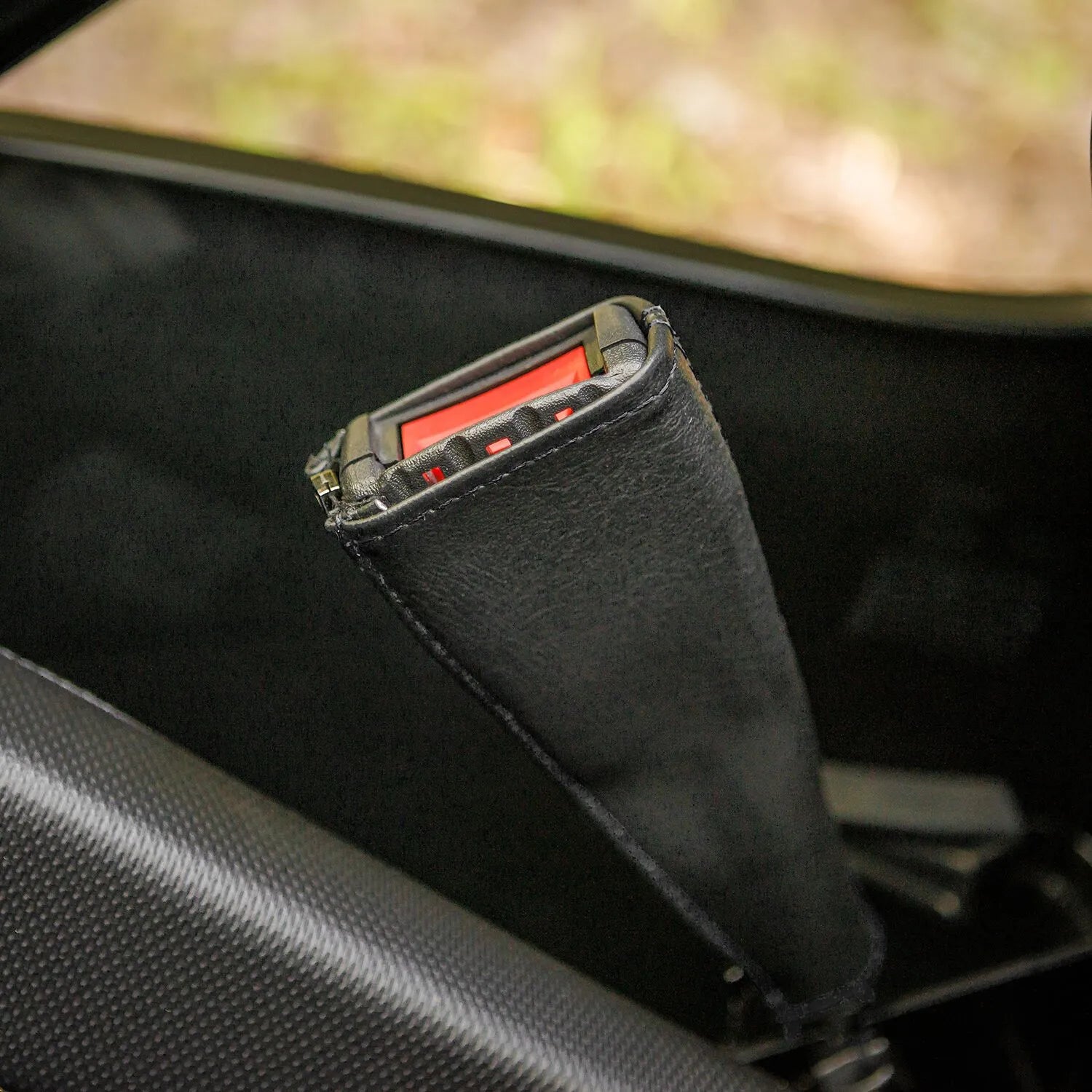 SHOW CHROME Kaliber Seat Belt Covers Svart bild 5 PMMEDIA:2d329d4c1feed85d