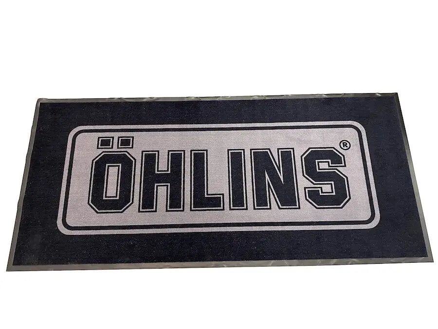 OHLINS Logomatta 100x220 cm bild 1 PMMEDIA:8ac0cf3fbd744e48