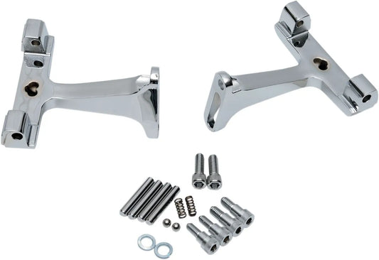 Drag Specialties Passenger Floorboard Mounts for Dressers Fotplattor & delar bild 1 PMMEDIA:9cbe79aa0431af9f