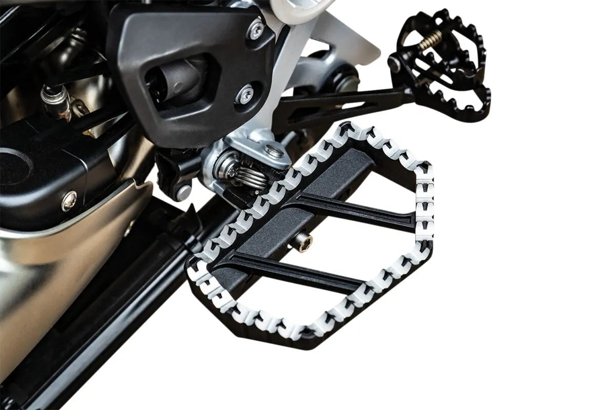 KURYAKYN Splined Adapterfästen för fotpinnar BMW bild 3 PMMEDIA:e1e4b68e9d41fd38