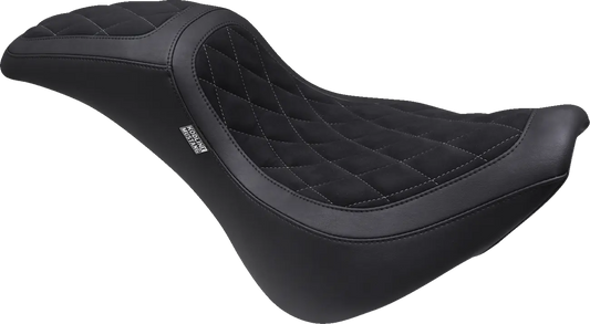 MUSTANG Kodlin Signature Series Fastback™ Sadel bild 1 PMMEDIA:d1e7e293a235d47e
