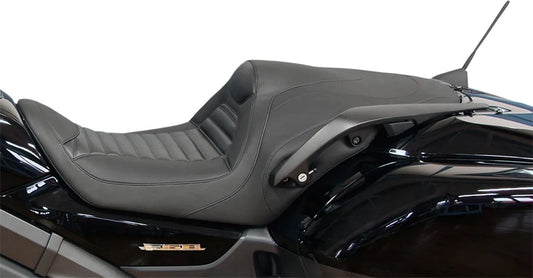 MUSTANG Tripper Fastback™ Sadel bild 2 PMMEDIA:a22e686f41af66ae