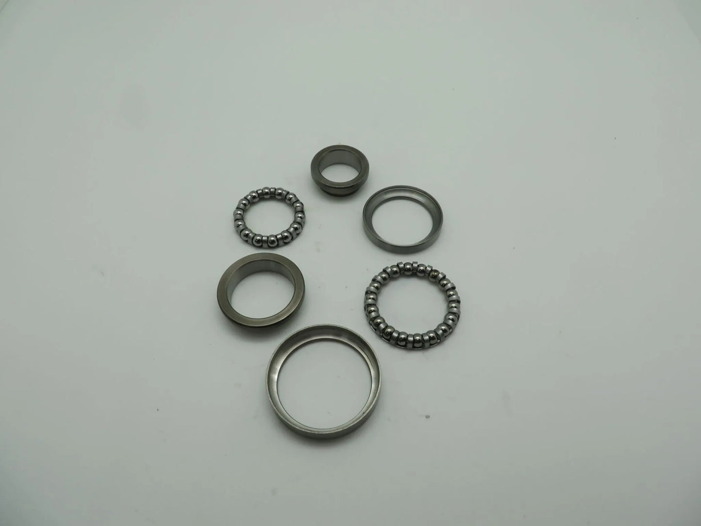 Parts Europe Bearing for Steering Stem Styrhuvud & styrlager bild 16 PMMEDIA:3f13ee8d9be937fb