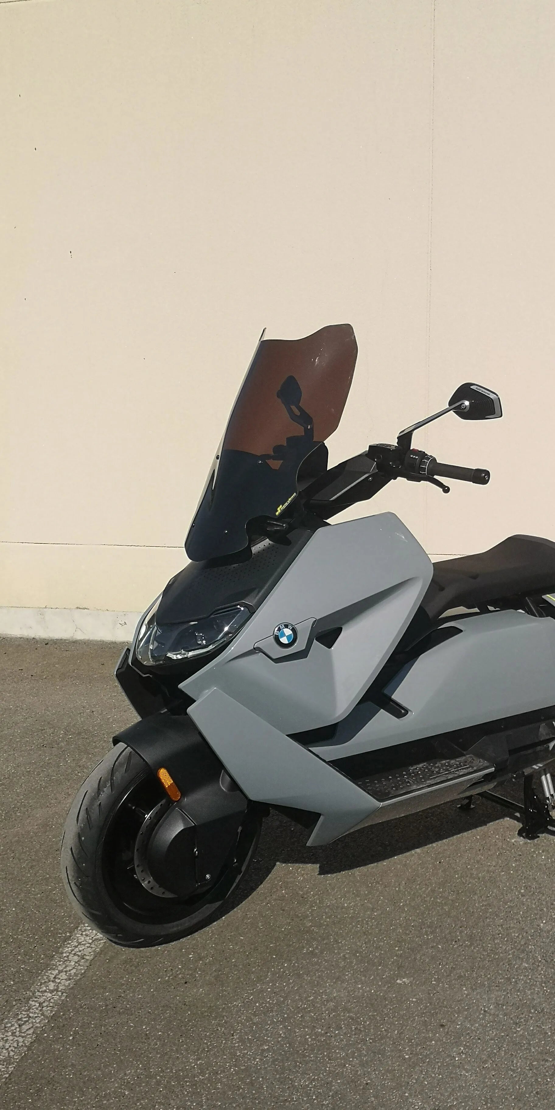 Bullster Windscreen OEM Street bild 4 PMMEDIA:95a8320dabf69e81