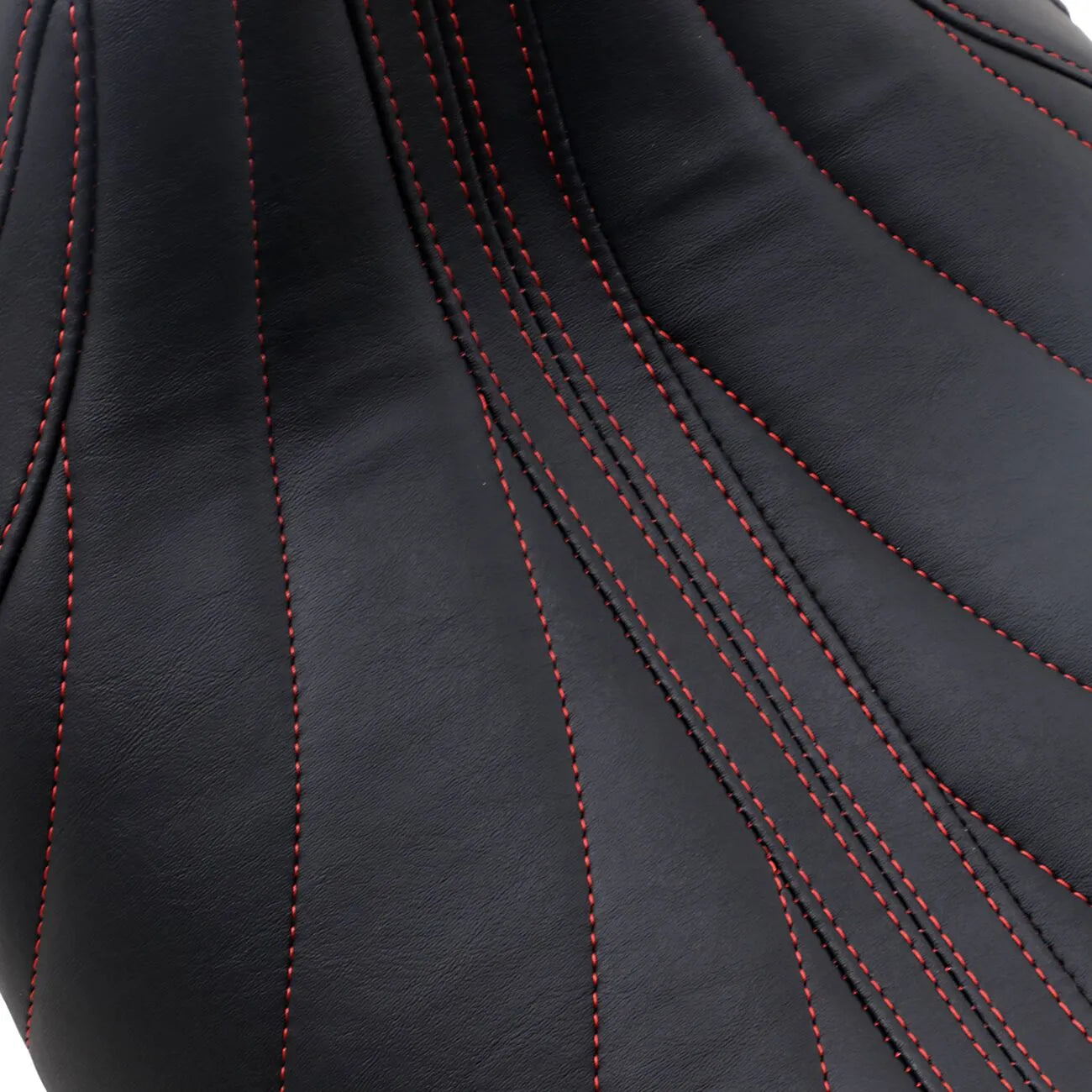 MUSTANG Revere Journey Solo Sadel Gravity Black Red Stitch bild 3 PMMEDIA:d8287ca3b8966d50