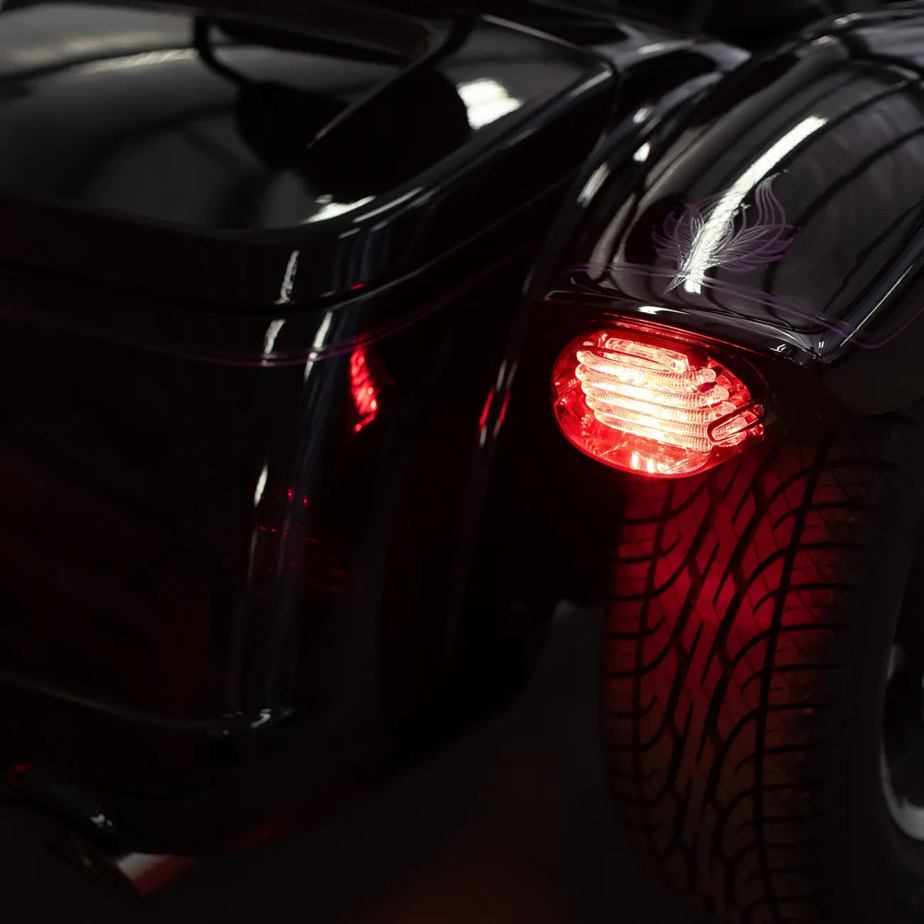 Custom Dynamics ProBEAM® Low-Profile LED Taillight Kit Bakljus bild 7 PMMEDIA:754ee84fe99cf4ed