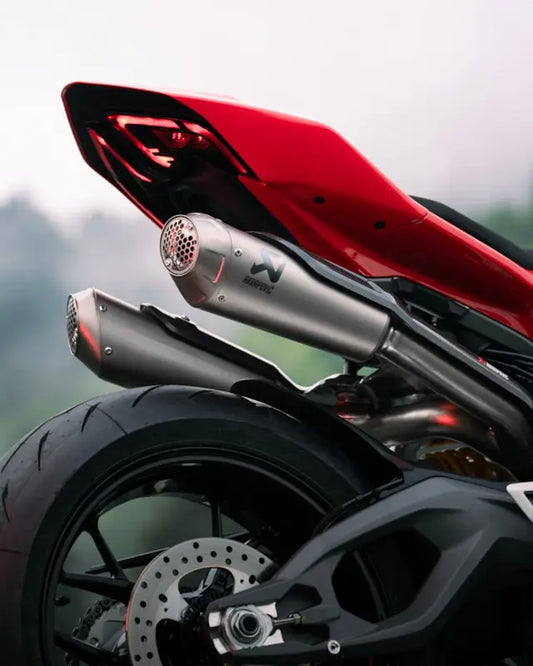 AKRAPOVIC Evolution Line Full Exhaust System Street bild 2 PMMEDIA:52c8bf5be6b0dcf3