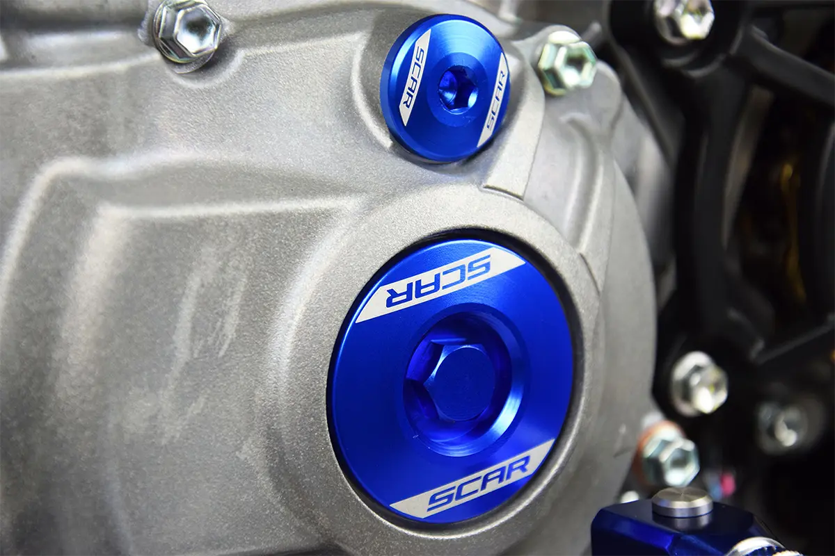 SCAR RACING Motorpluggsats Blå CNC-fräst bild 2 PMMEDIA:13050abd12d3c718
