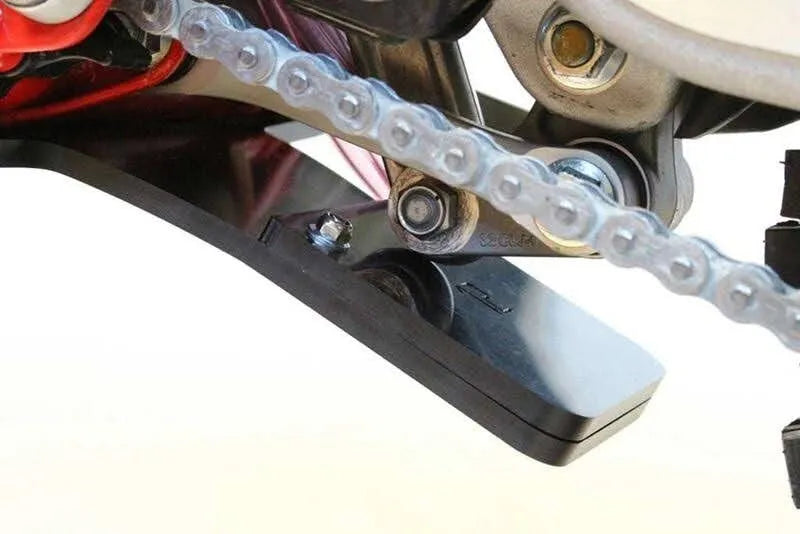 AXP RACING Xtrem Skid Plate för Rieju 20 svart bild 3 PMMEDIA:dcefca7abb805408
