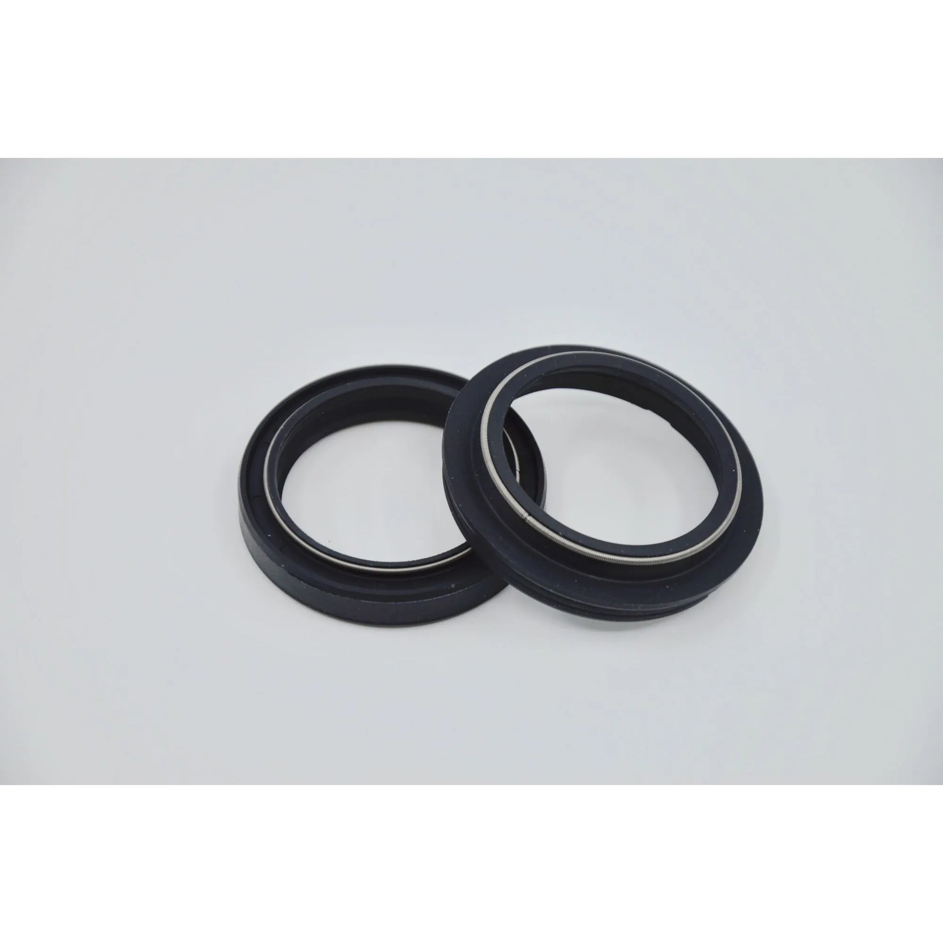 SKF Seal Upper Kit för SHOWA Gaffel 41 mm bild 1 PMMEDIA:13d503a224189bf4