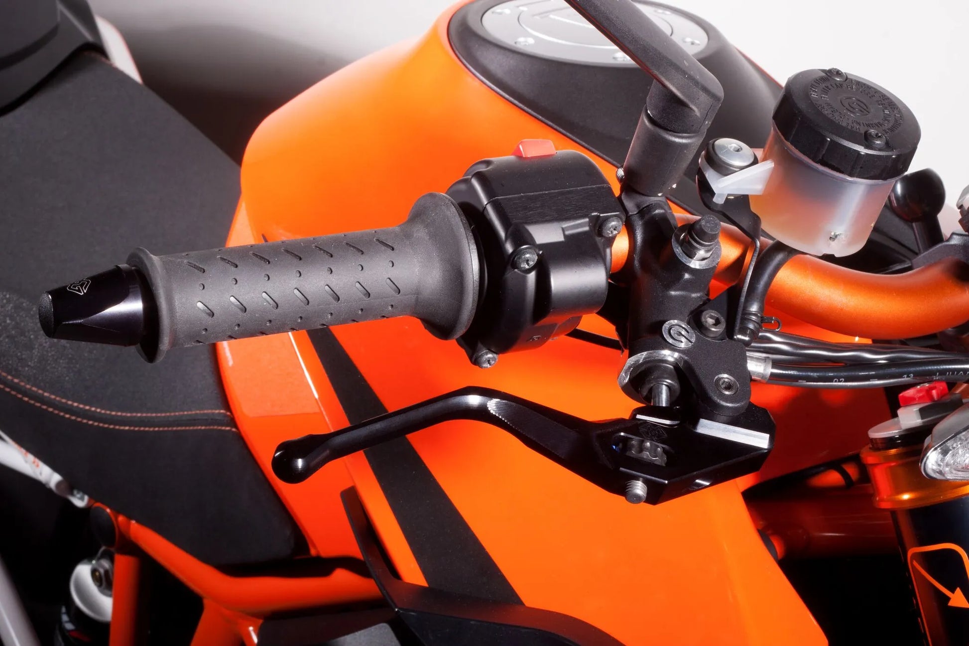 GILLES TOOLING Factor-X justerbar bromsarm Honda bild 2 PMMEDIA:01ae853d9cf1d979
