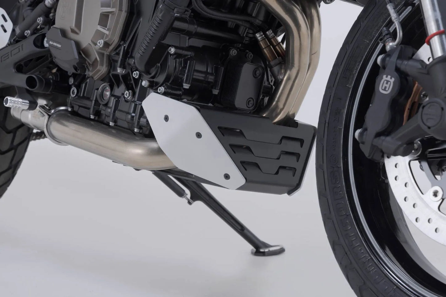 SW-MOTECH Frontspoiler Svartpilen 801 bild 2 PMMEDIA:8dc306f1f489f083