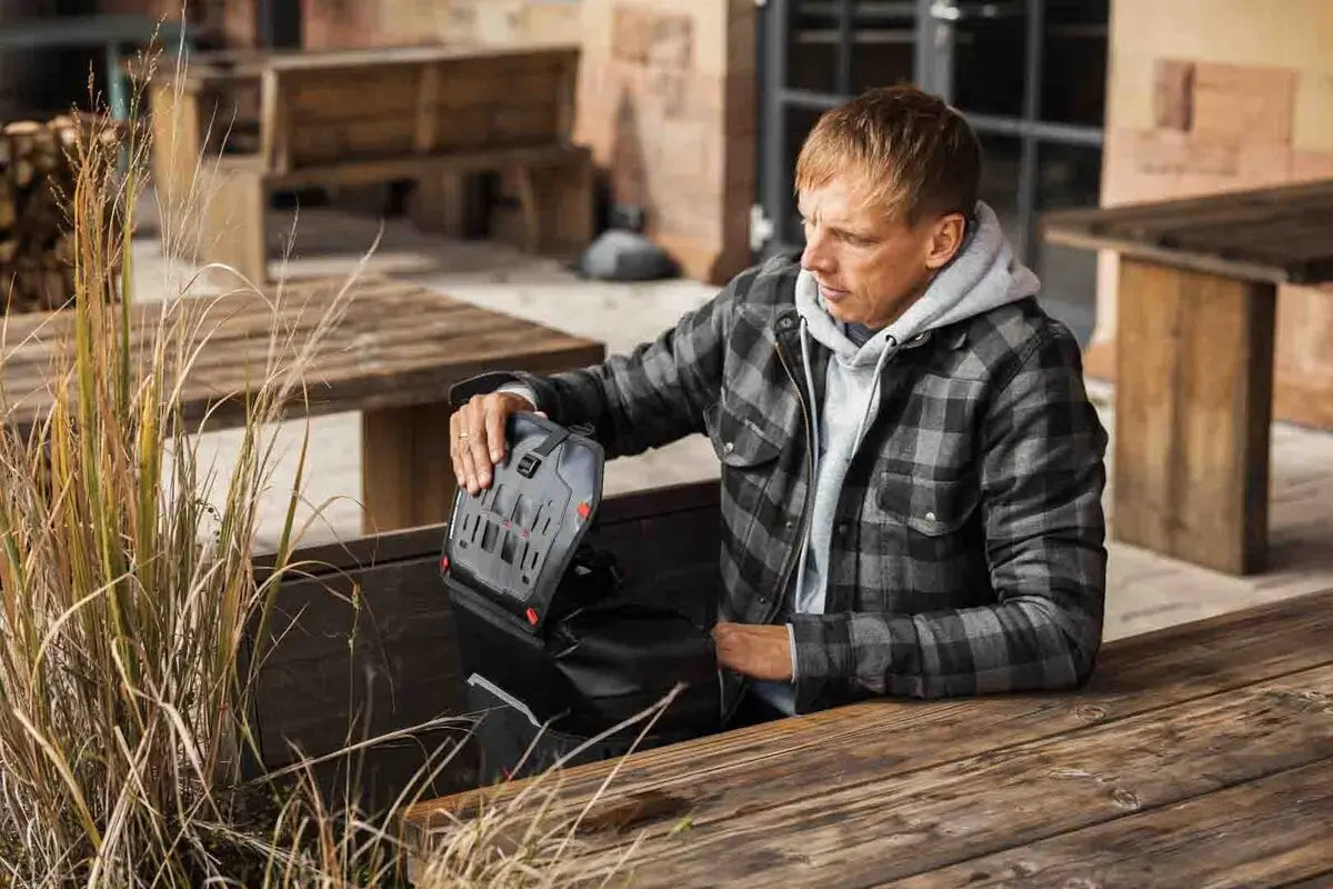 Sw Motech V-LOC WP Side Bag (11 Liters) Sidoväskor & tillbehör bild 4 PMMEDIA:94a5312f535acca7