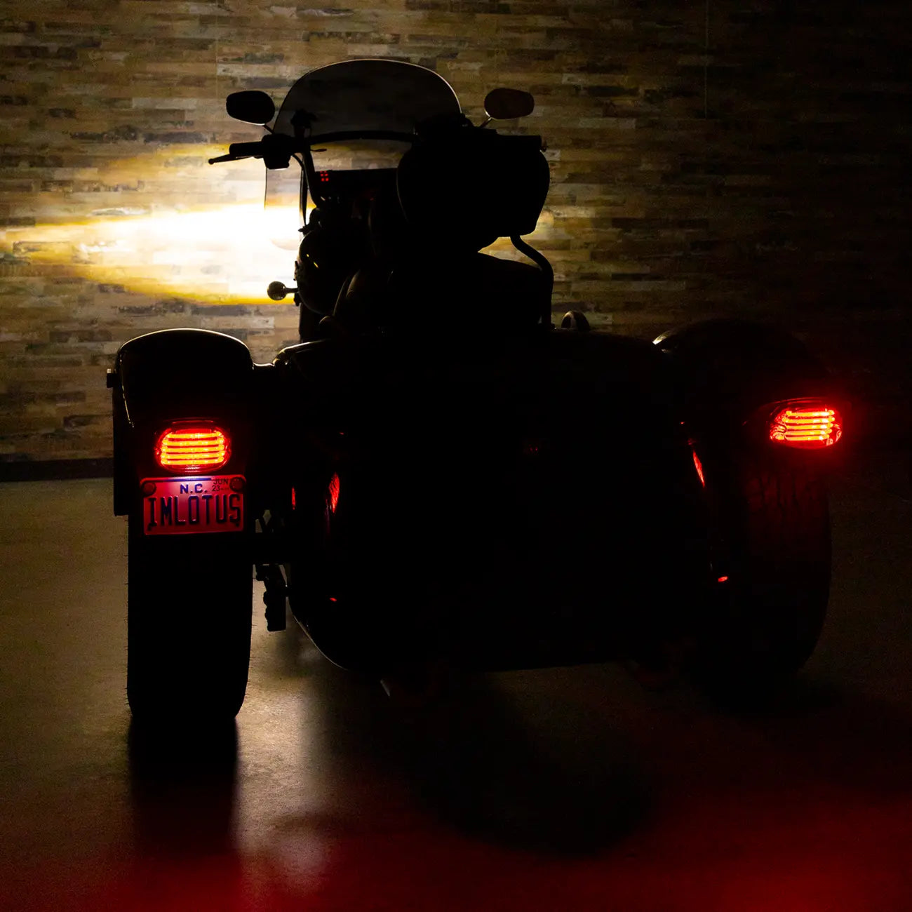 Custom Dynamics ProBEAM® Low-Profile LED Taillight Kit Bakljus bild 11 PMMEDIA:e32b2631792305a8