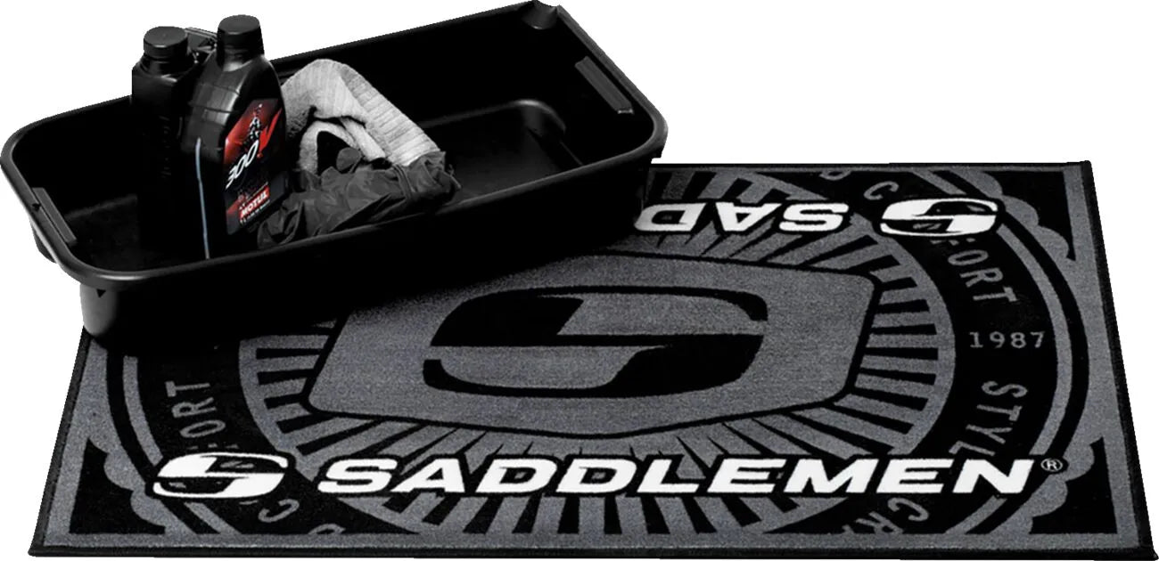 SADDLEMEN Logo Golvmatta 91x61 cm bild 2 PMMEDIA:4fd9b6c9c3cad763