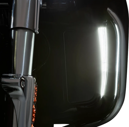 CIRO Fang® Lower Fairing Lights bild 2 PMMEDIA:b1daaecf7deb506a
