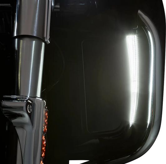 CIRO Fang® Lower Fairing Lights bild 2 PMMEDIA:b1daaecf7deb506a