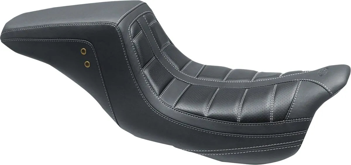 Mustang Squareback One-Piece Seat Sadlar Harley Touring bild 2 PMMEDIA:f19c5bf3e4d6b57b