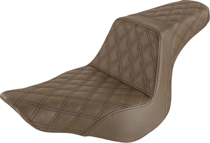 Saddlemen Step-Up Seat Sadlar Harley Softail bild 8 PMMEDIA:7f981384edb347f2
