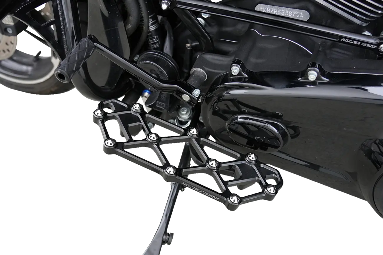 Arlen Ness Diamond Floorboards Fotplattor & delar bild 7 PMMEDIA:4b712b8986c878cb