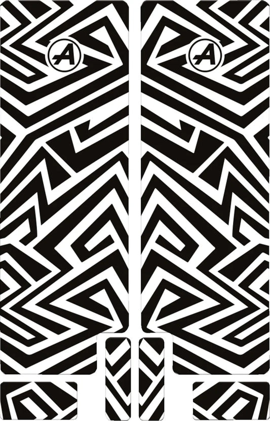 ALGIS Fork Decal Svarta Linjer Matt bild 1 PMMEDIA:e172b58a531ae78b