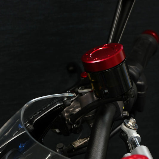 PRO BOLT Aluminium Fram Bromsbehållarlock bild 1 PMMEDIA:44567129789d695f