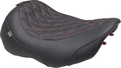 Mustang Wide Tripper™ Solo Seat Sadlar Harley Touring bild 12 PMMEDIA:959a1800f89b7dd2