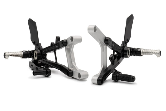 GILLES TOOLING MUE2 Rearset för Moto Guzzi V100 Mandello 2022 bild 1 PMMEDIA:bbb31cd747d384b0