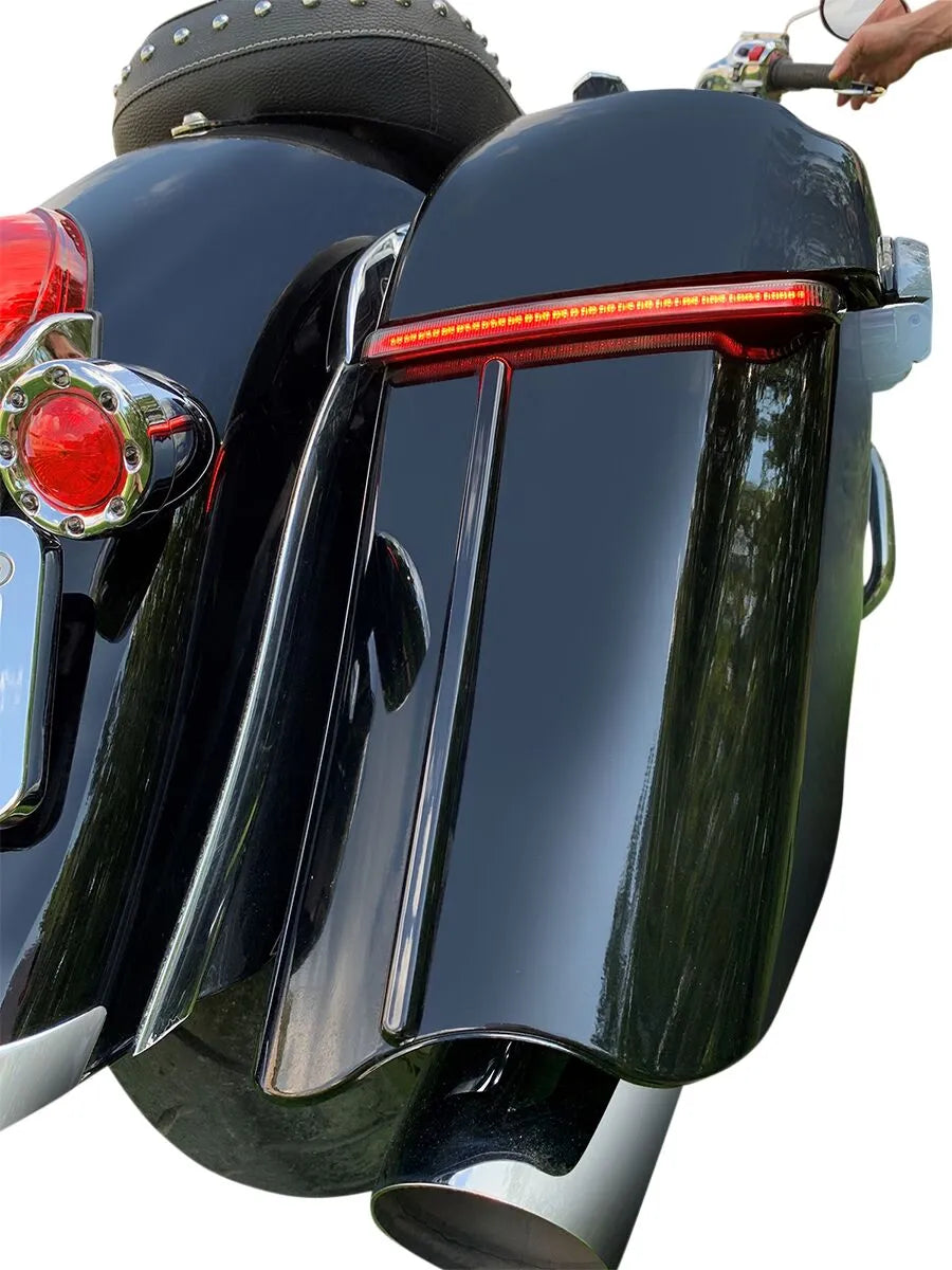 CUSTOM DYNAMICS Saddlebag Trim gloss svart för Indian® bild 2 PMMEDIA:b5af4d9bd3a829b9