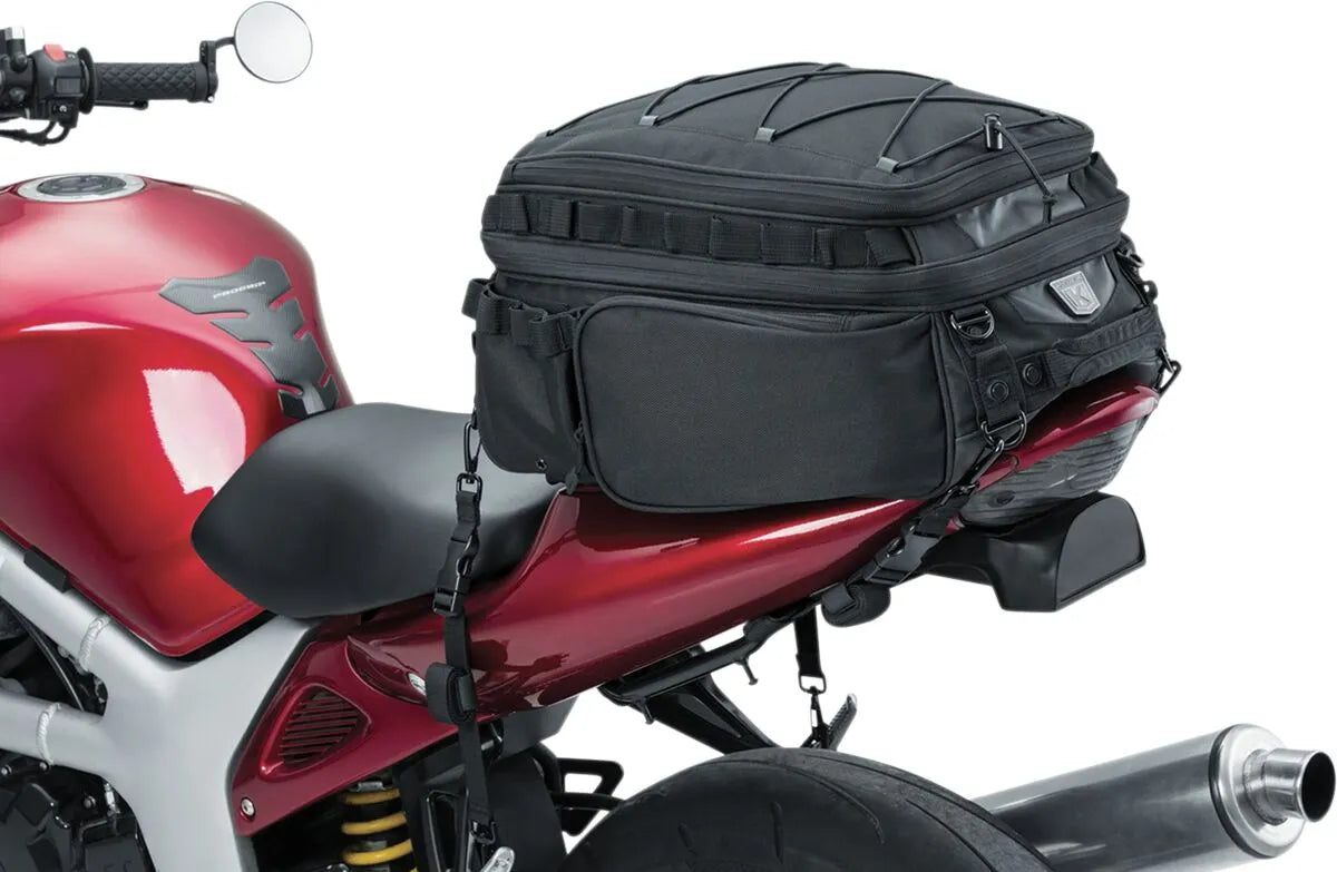 KURYAKYN Momentum Roamer Tail Bag Svart 27,5L bild 5 PMMEDIA:ed106a981736d8cd