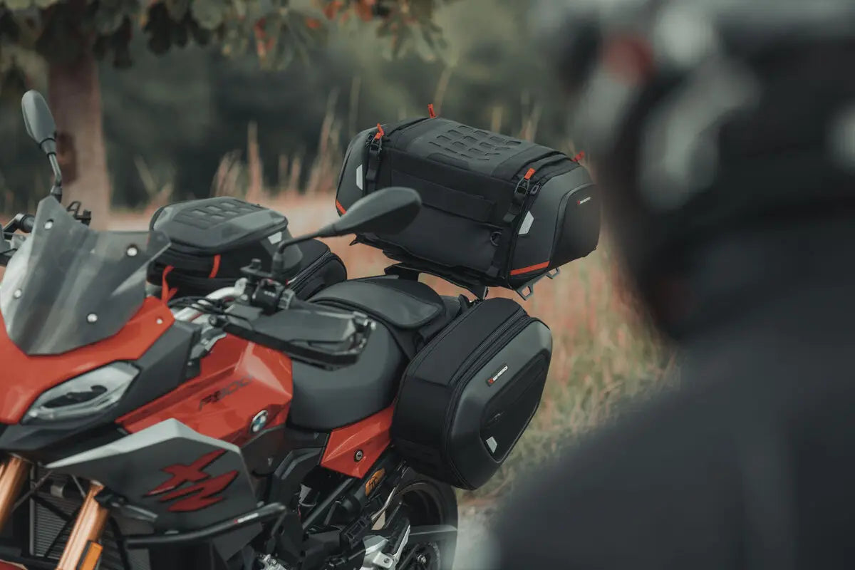 Sw Motech PRO Rackpack Tail Bag (32-42 Liters) Cruiser-, sport- & adventureväskor bild 8 PMMEDIA:0b0bace79fc11311