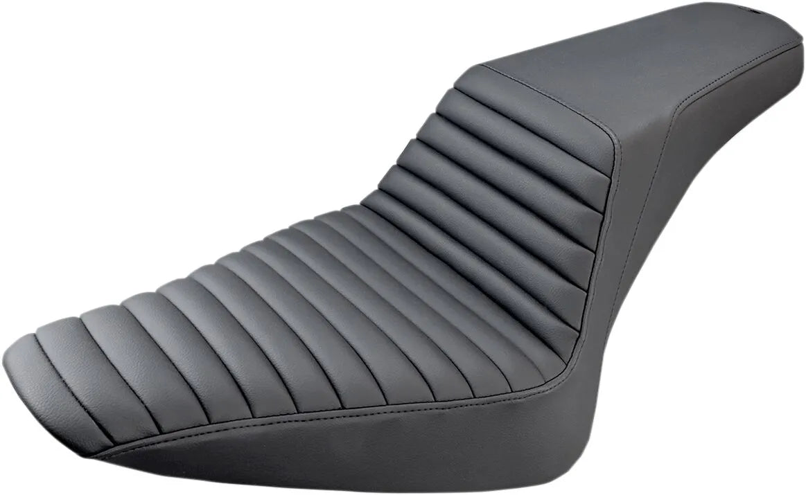 Saddlemen Step-Up Seat Sadlar Harley Softail bild 12 PMMEDIA:62a3d70e4675c8f5
