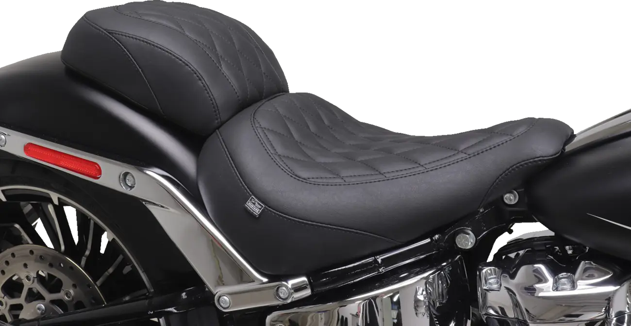 Mustang Wide Tripper™ Solo Seat Sadlar Harley Softail bild 5 PMMEDIA:5b8bb43fbc16a0e6