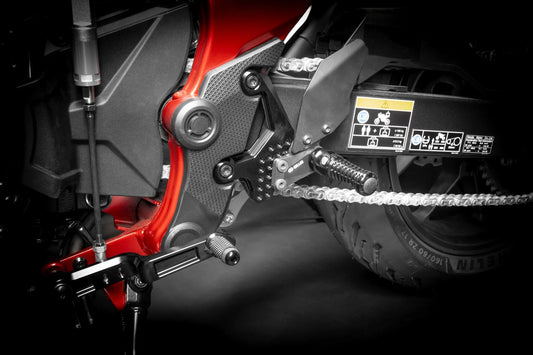 GILLES TOOLING Justerbar Rearset AS31GT3 för Honda bild 2 PMMEDIA:7e253ee5633a3893