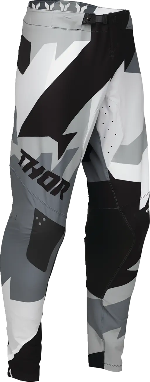 THOR Sportmode Brave Motorcykelbyxor Svart 40 bild 1 PMMEDIA:5e8eb1adaa9a44e5
