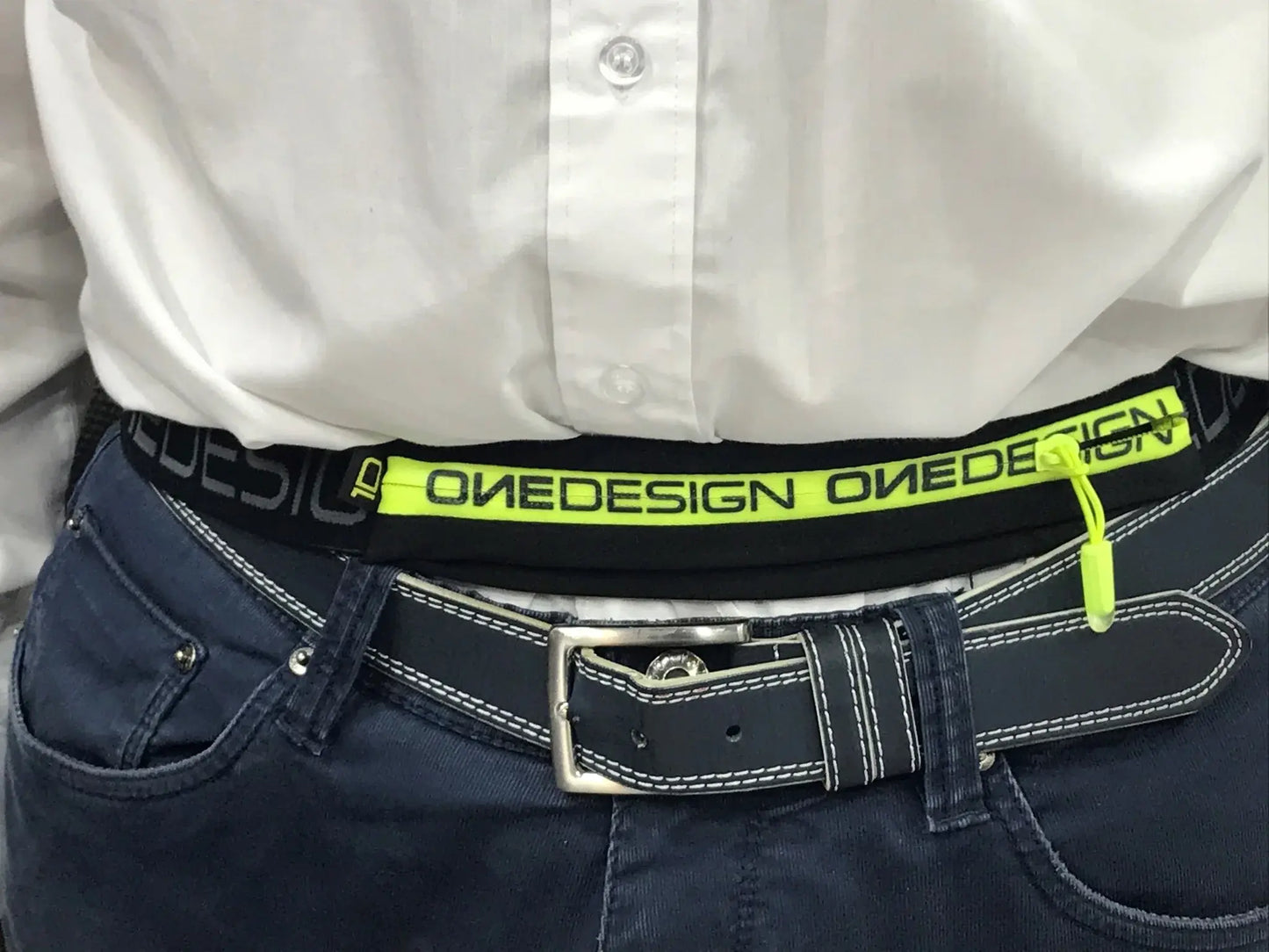 ONEDESIGN Vattentät bältesväska i silikon bild 4 PMMEDIA:e5166a4f35d08952