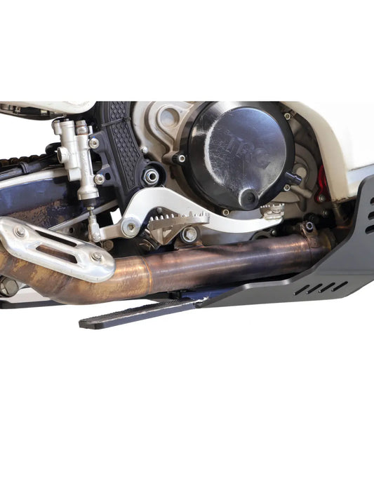 AXP RACING Adventure Skid Plate KOVE 450 Rally Svart bild 3 PMMEDIA:33cebcc9fe089a1d