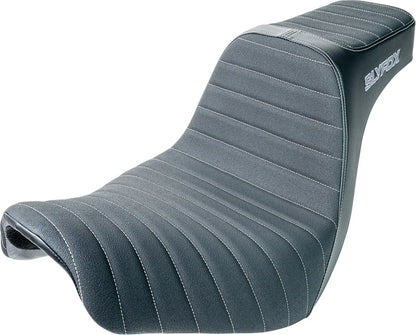 Slyfox High Noon Seat Sadlar Harley Softail bild 8 PMMEDIA:e10cbc27b99c1033